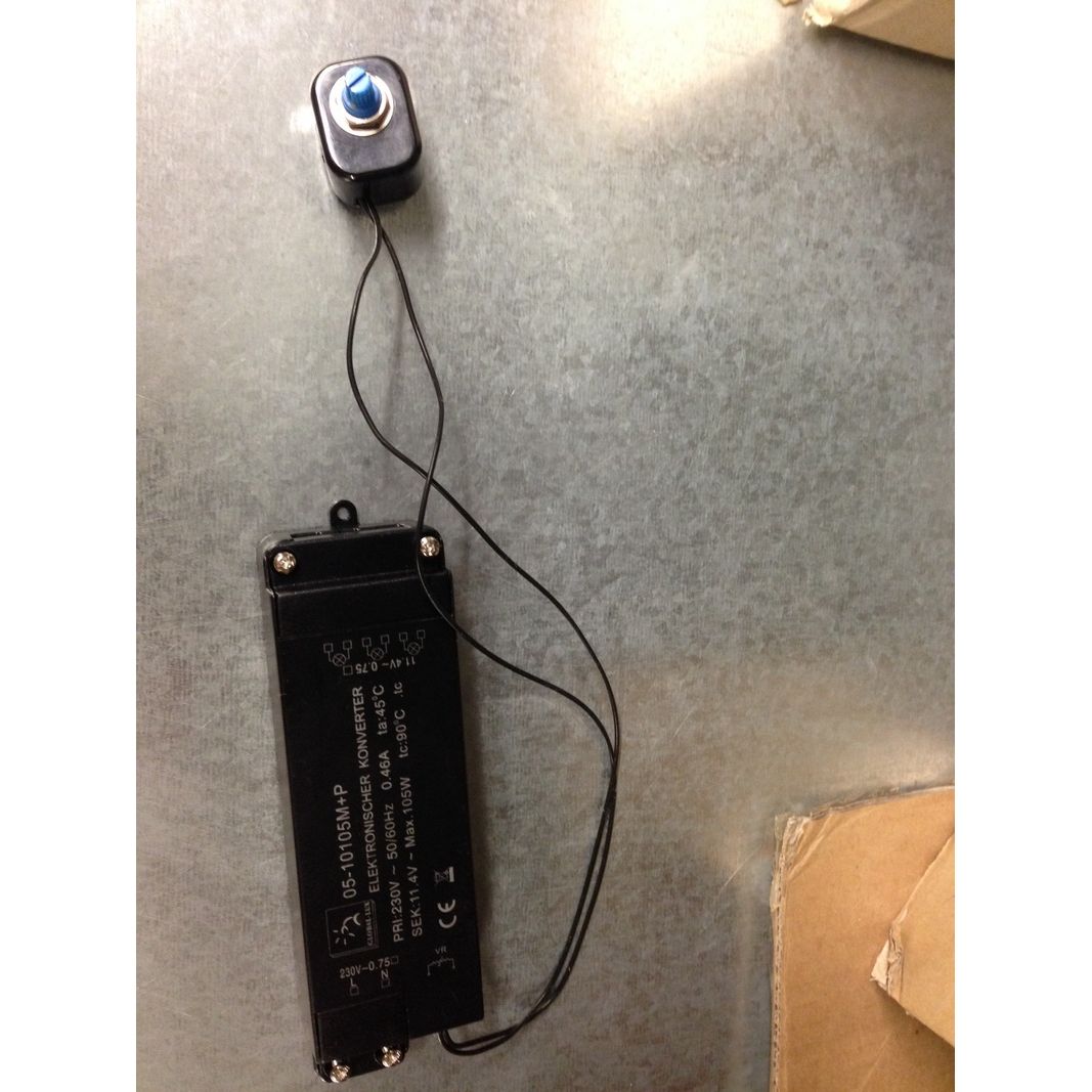 Eth Trafo 105va recht 13,6x4,3x2,4cm 05-10105M dim - De Smid Verlichting