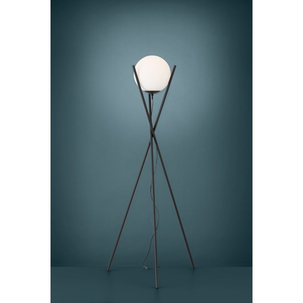 Eglo Vloerlamp Salvezinas Zwart/Wit - De Smid Verlichting