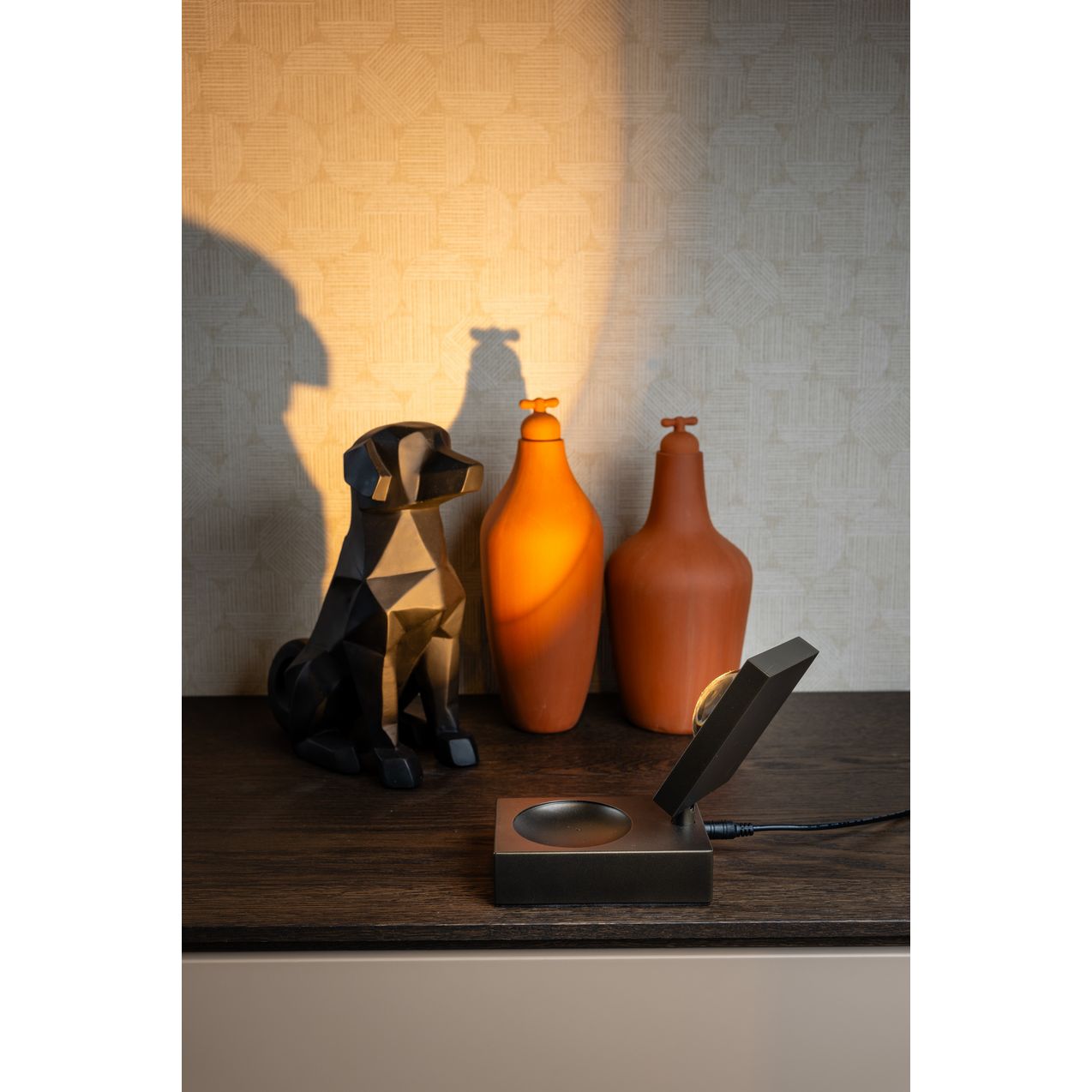 ETH Jake Round Cube Tafellamp Led met lens 3 step dimming Zwart - De Smid Verlichting