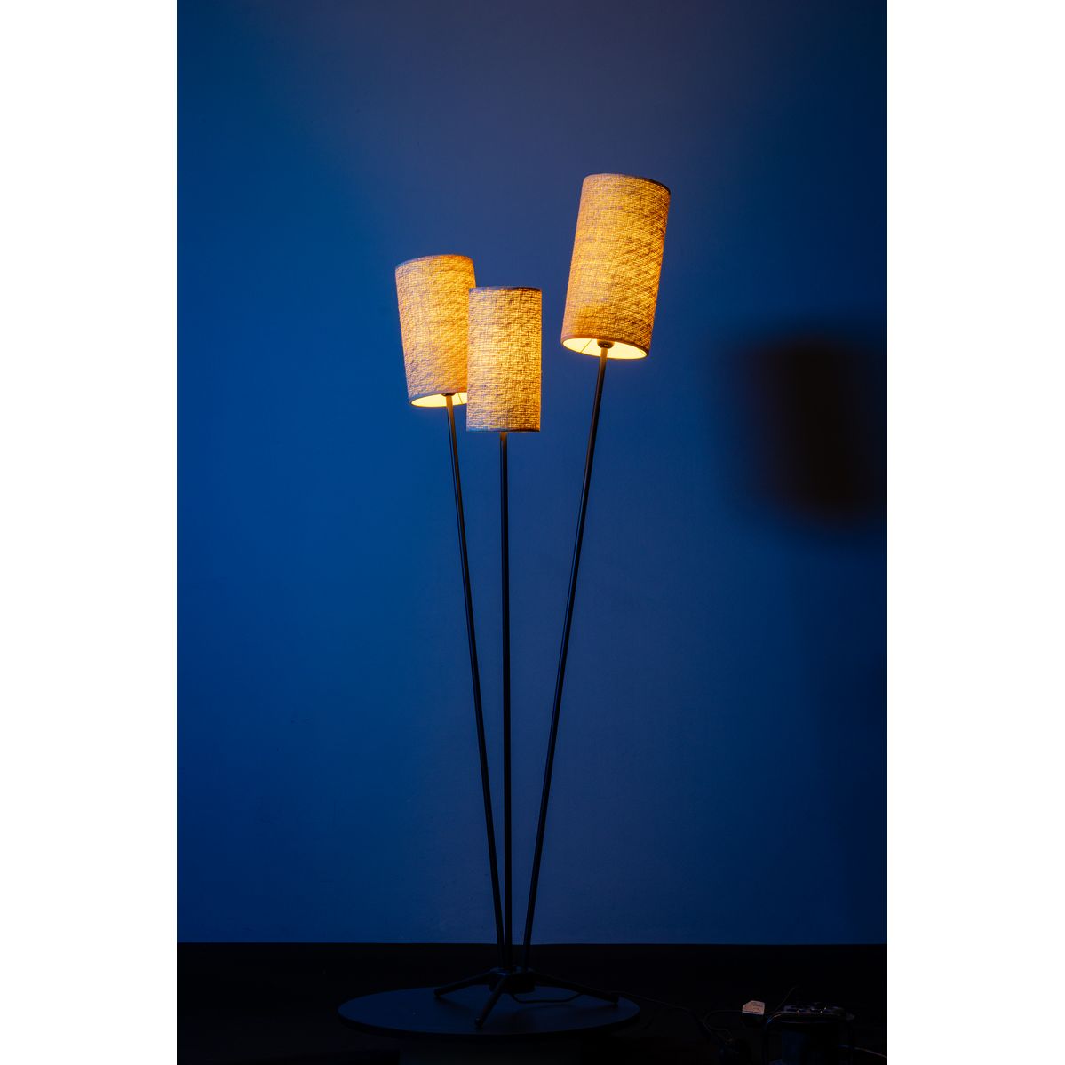 Zizal 3-Lichts Vloerlamp met Stoffenkappen - De Smid Verlichting